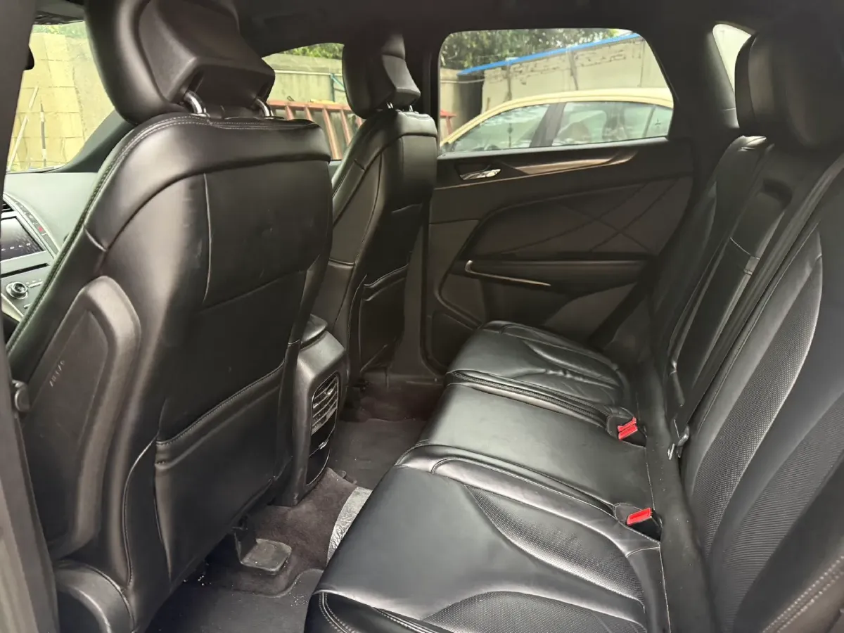 2017 Lincoln MKC 2.0T 203HP L4 6AT,autocango,china used car exporter,china ev exporter,chinese used car exporter,chinese used ev exporter