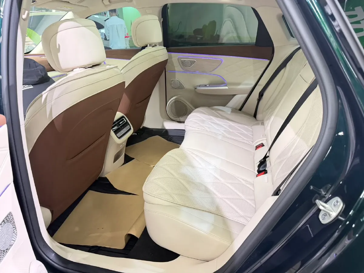 2025 Fulwin FulwinA9L 1.5T 156HP L4 1DHT PHEV,autocango,china used car exporter,china ev exporter,chinese used car exporter,chinese used ev exporter