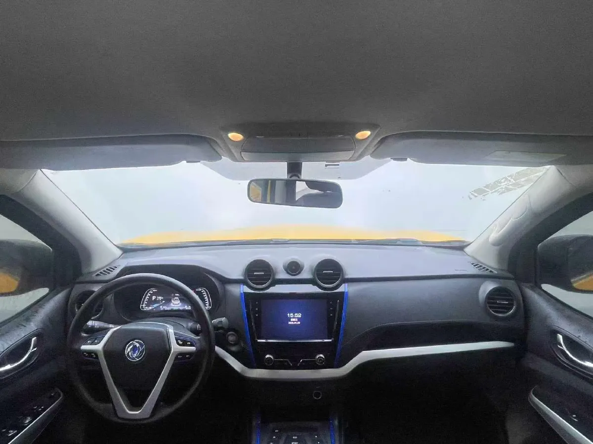 2022 Dongfeng RuiQi 6 BEV 60.16KWH,autocango,china used car exporter,china ev exporter,chinese used car exporter,chinese used ev exporter