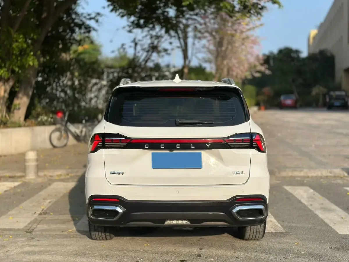 2023 Geely Okavango L 2.0T 218HP L4 7DCT,autocango,china used car exporter,china ev exporter,chinese used car exporter,chinese used ev exporter