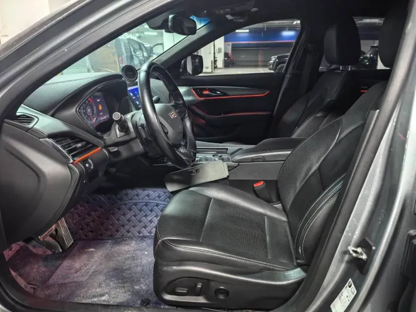 2023 Cadillac CT5 2.0T 237HP L4 10AT,autocango,china used car exporter,china ev exporter,chinese used car exporter,chinese used ev exporter