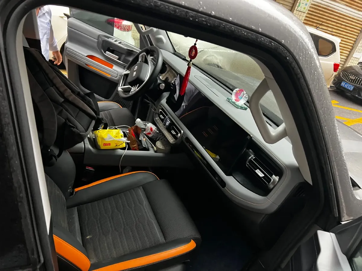 2024 Beijing BJ40 2.0T 245HP L4 8AT,autocango,china used car exporter,china ev exporter,chinese used car exporter,chinese used ev exporter