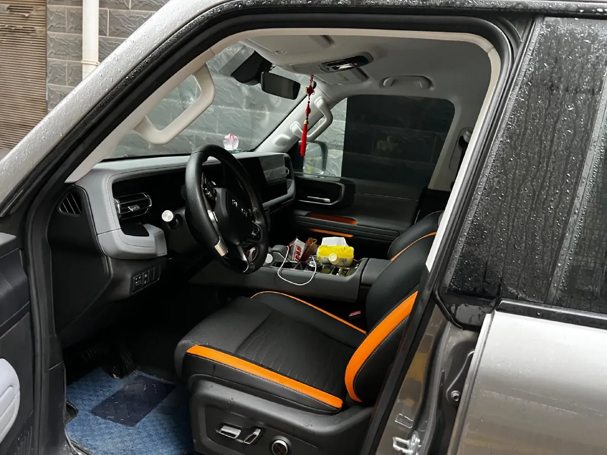 2024 Beijing BJ40 2.0T 245HP L4 8AT,autocango,china used car exporter,china ev exporter,chinese used car exporter,chinese used ev exporter