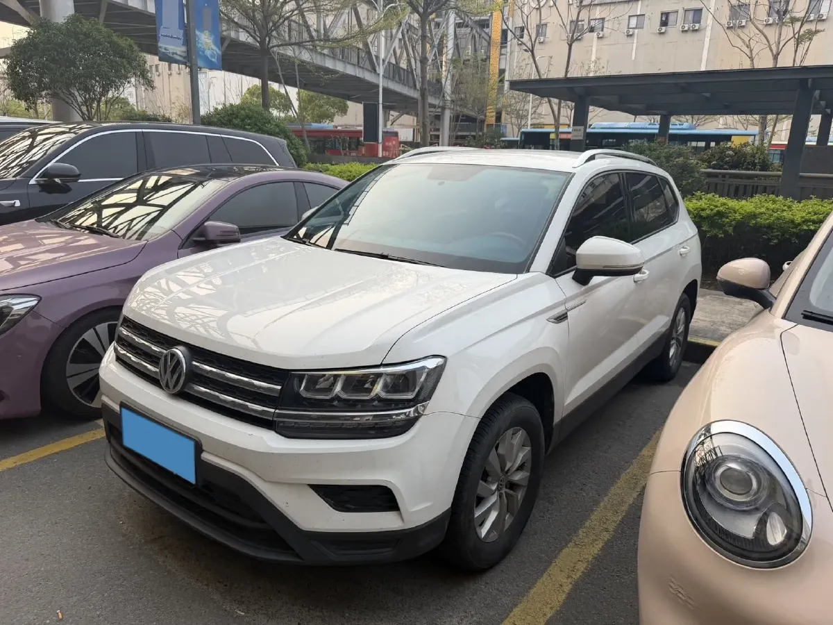 2019 Jeep Compass 1.4T 165HP L4 7DCT,autocango,china used car exporter,china ev exporter,chinese used car exporter,chinese used ev exporter