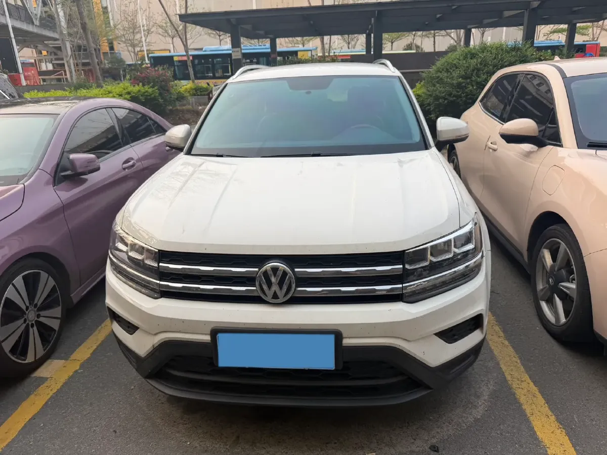 2019 Jeep Compass 1.4T 165HP L4 7DCT,autocango,china used car exporter,china ev exporter,chinese used car exporter,chinese used ev exporter