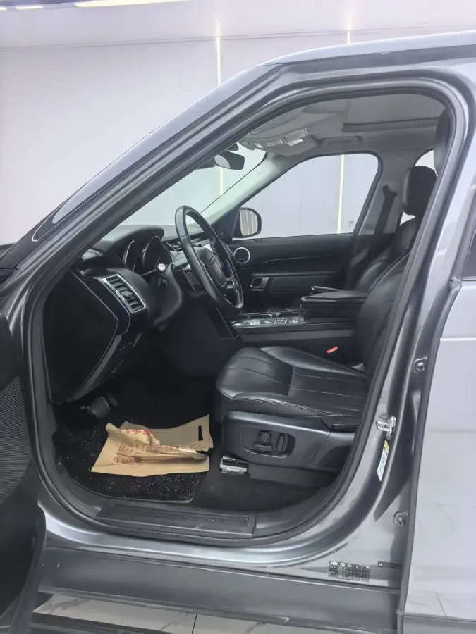 2018 Land Rover Discovery 3.0T 340HP V6 8AT,autocango,china used car exporter,china ev exporter,chinese used car exporter,chinese used ev exporter