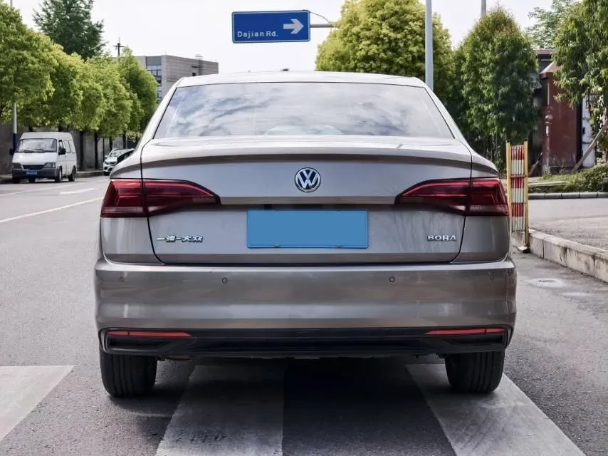 2020 Volkswagen Bora 1.5L 113HP L4 6AT,autocango,china used car exporter,china ev exporter,chinese used car exporter,chinese used ev exporter
