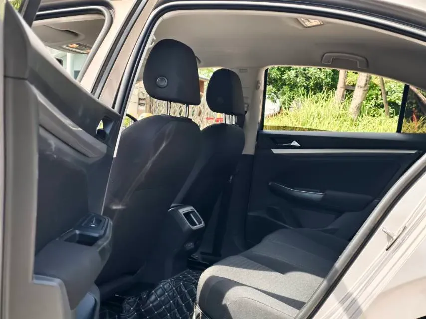 2020 Volkswagen Bora 1.5L 113HP L4 6AT,autocango,china used car exporter,china ev exporter,chinese used car exporter,chinese used ev exporter