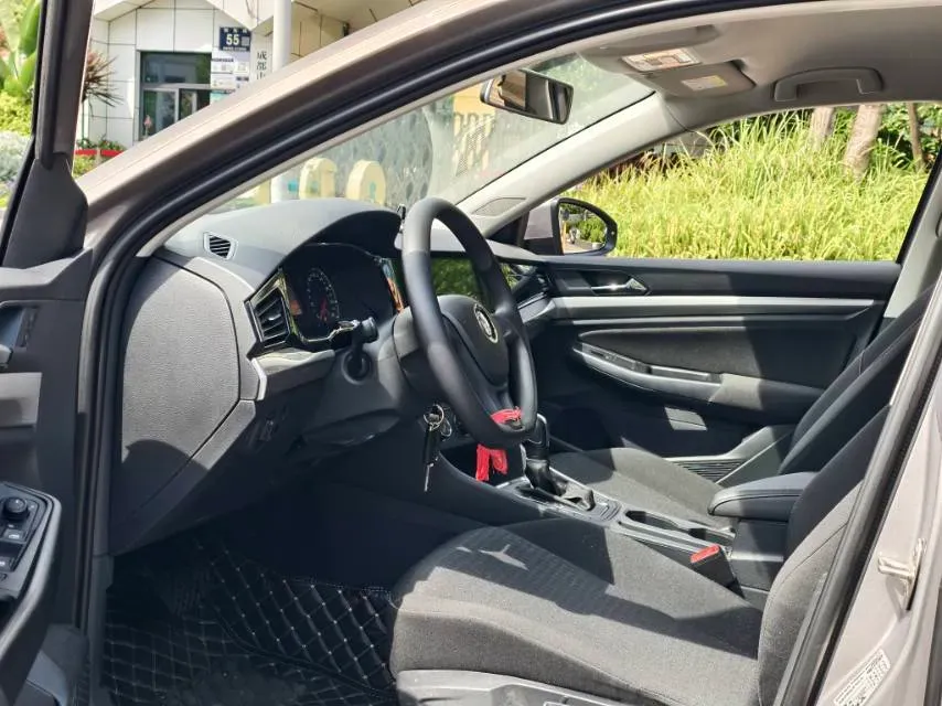 2020 Volkswagen Bora 1.5L 113HP L4 6AT,autocango,china used car exporter,china ev exporter,chinese used car exporter,chinese used ev exporter