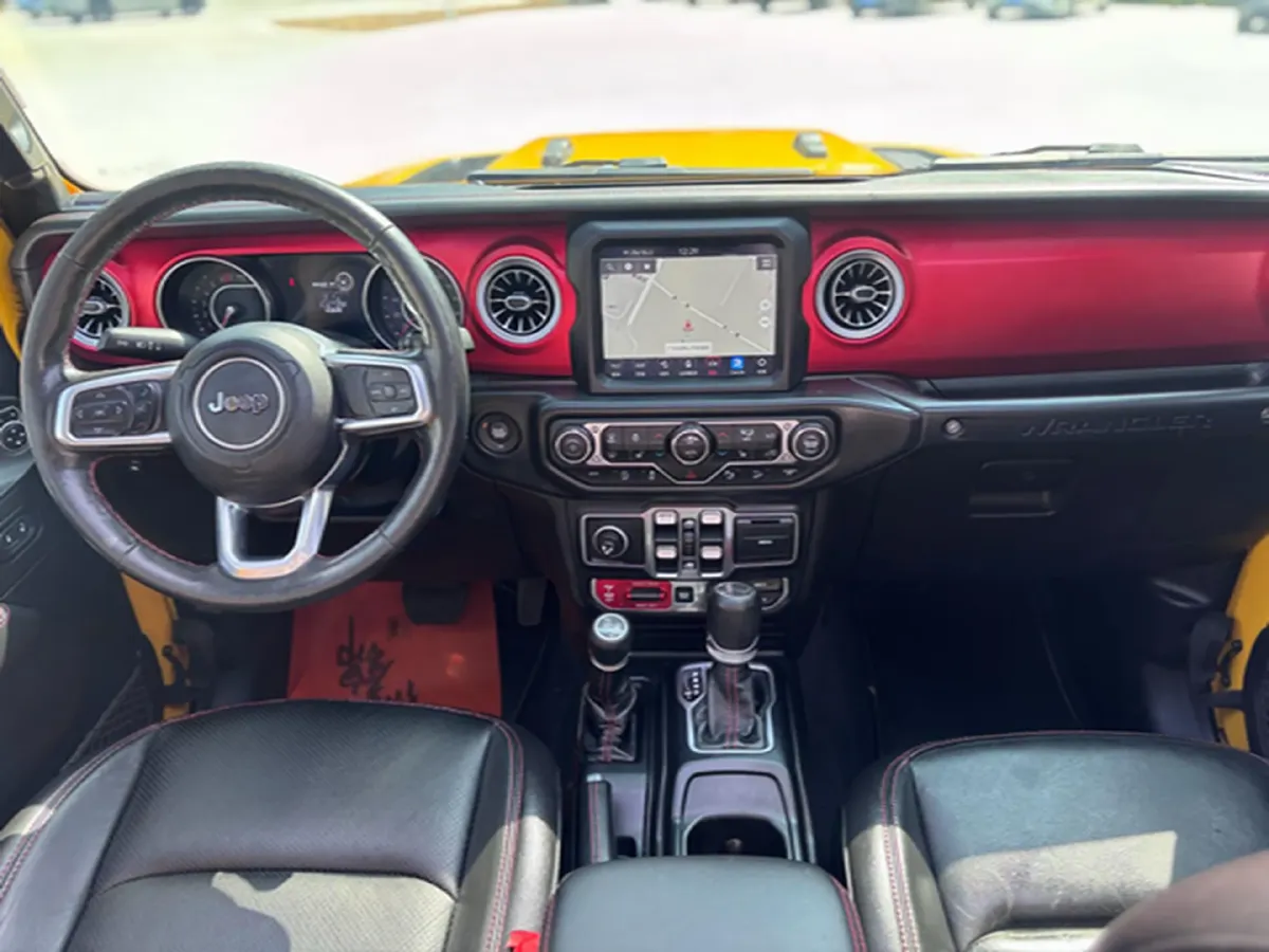 2019 Jeep Wrangler 2.0T 266HP L4 8AT,autocango,china used car exporter,china ev exporter,chinese used car exporter,chinese used ev exporter