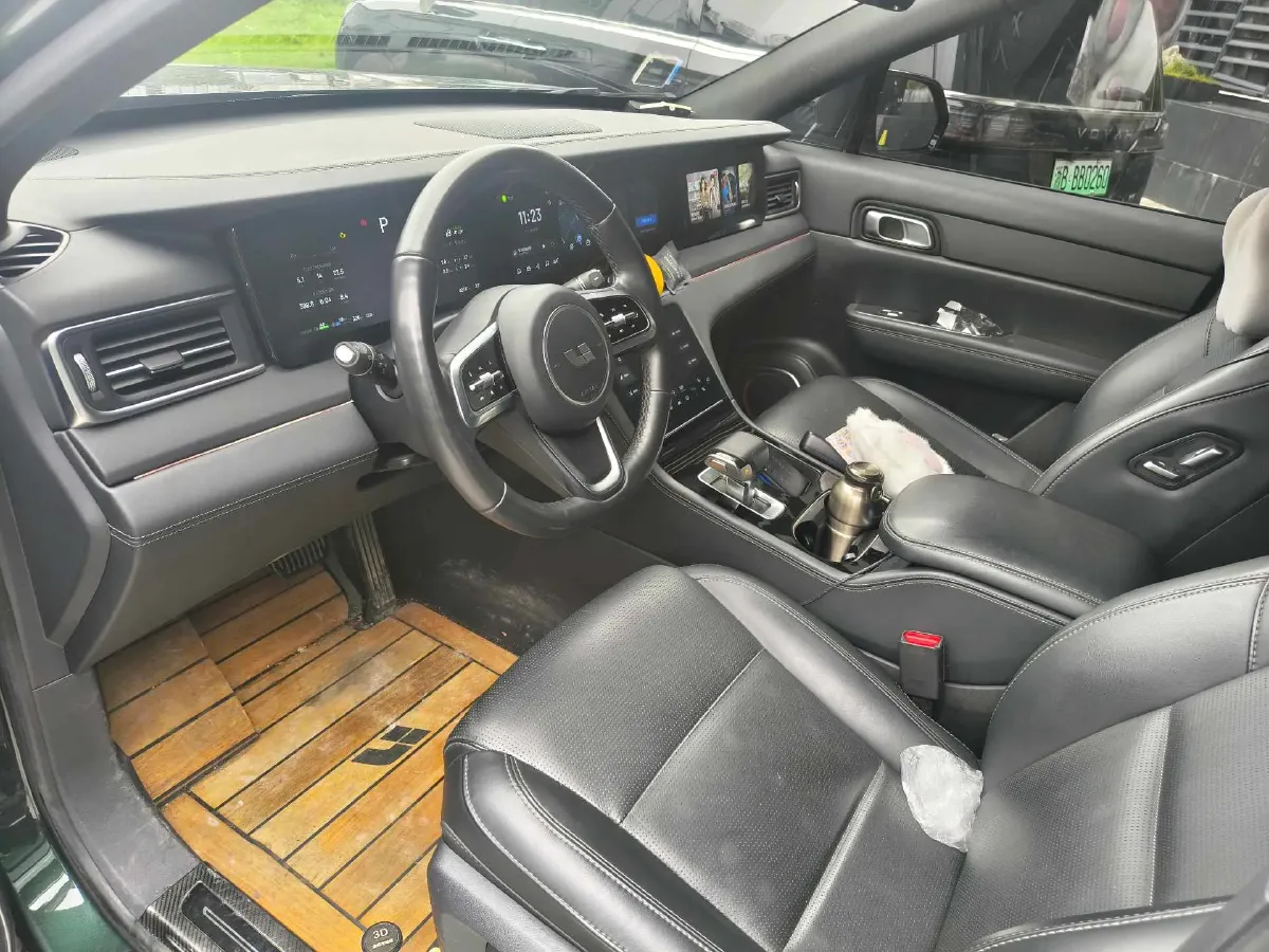 2021 Li ONE Range Extended 131HP REEV 40.5KWH,autocango,china used car exporter,china ev exporter,chinese used car exporter,chinese used ev exporter