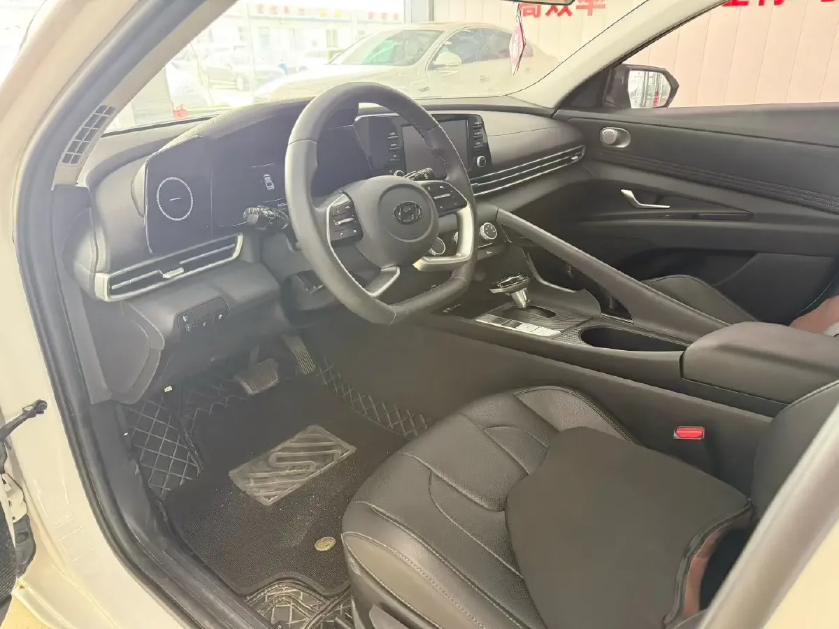 2023 Hyundai Elantra 1.5L 115HP L4 CVT,autocango,china used car exporter,china ev exporter,chinese used car exporter,chinese used ev exporter