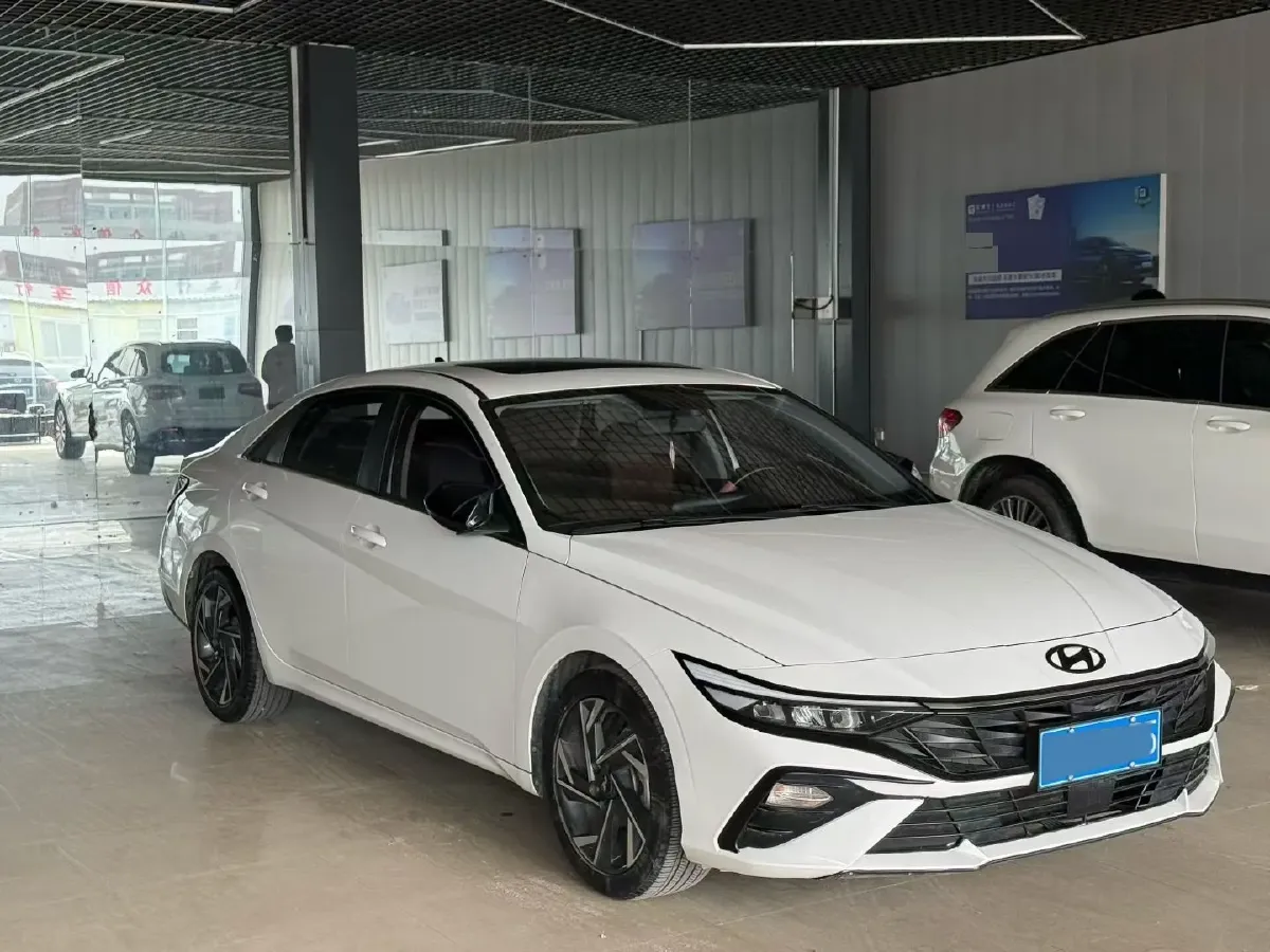 2023 Hyundai Elantra 1.5L 115HP L4 CVT,autocango,china used car exporter,china ev exporter,chinese used car exporter,chinese used ev exporter