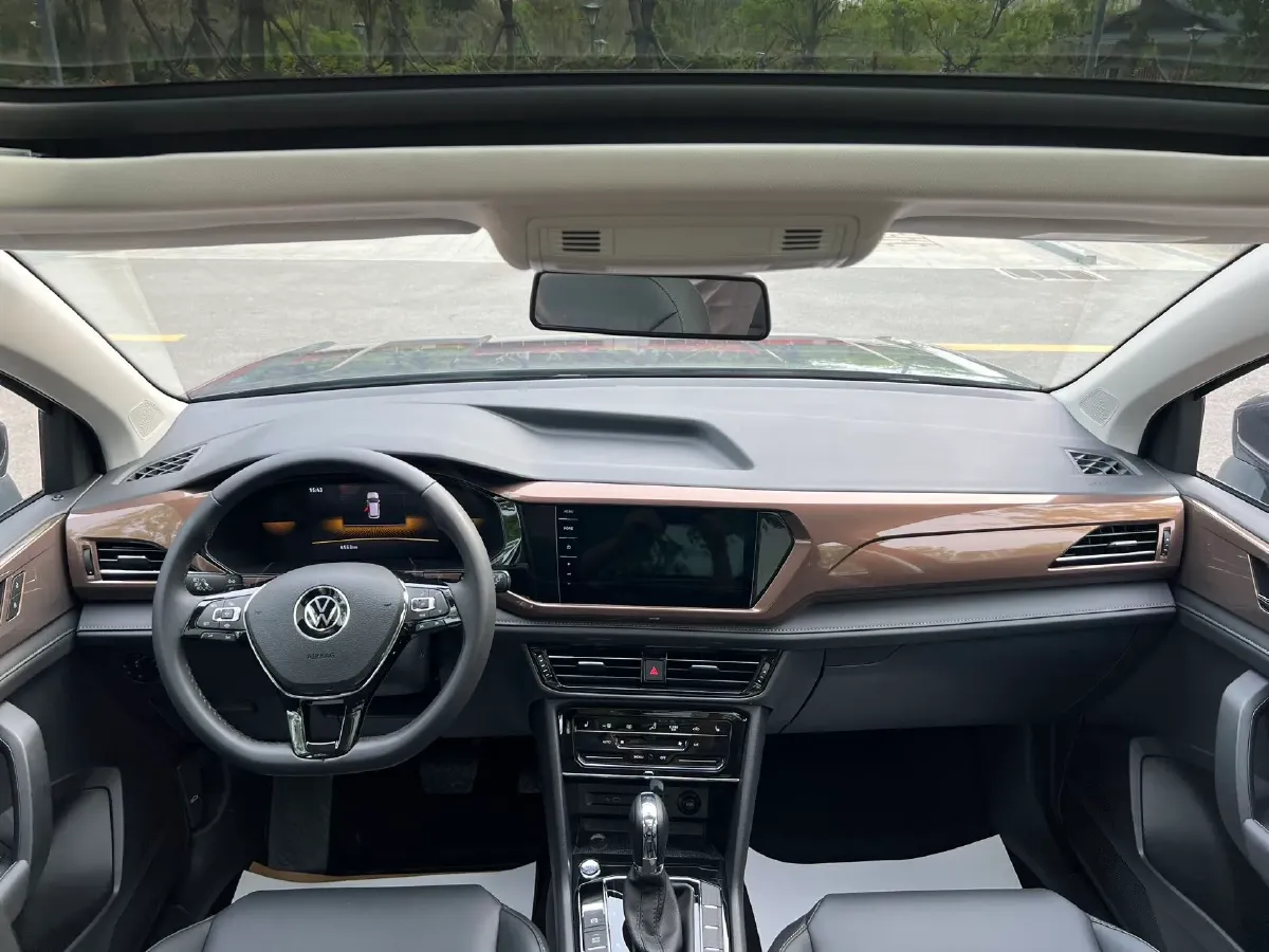 2022 Volkswagen Tharu 1.4T 150HP L4 7DCT,autocango,china used car exporter,china ev exporter,chinese used car exporter,chinese used ev exporter