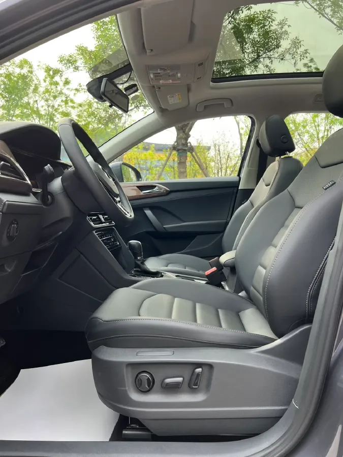 2022 Volkswagen Tharu 1.4T 150HP L4 7DCT,autocango,china used car exporter,china ev exporter,chinese used car exporter,chinese used ev exporter