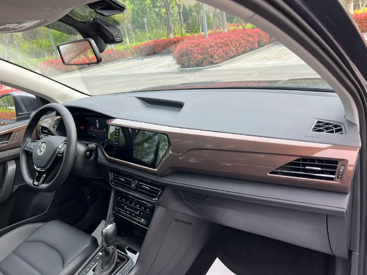 2022 Volkswagen Tharu 1.4T 150HP L4 7DCT,autocango,china used car exporter,china ev exporter,chinese used car exporter,chinese used ev exporter