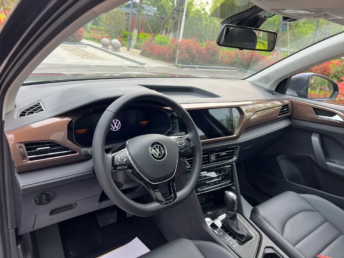 2022 Volkswagen Tharu 1.4T 150HP L4 7DCT,autocango,china used car exporter,china ev exporter,chinese used car exporter,chinese used ev exporter