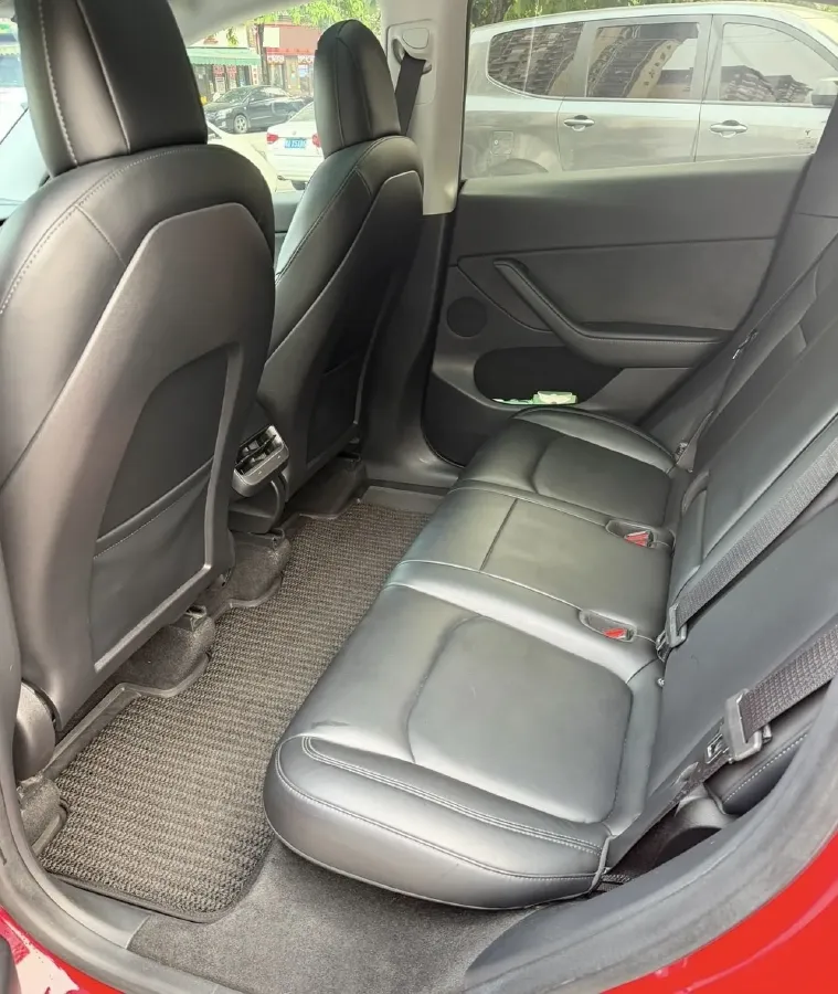 2022 Tesla Model Y BEV 60KWH,autocango,china used car exporter,china ev exporter,chinese used car exporter,chinese used ev exporter