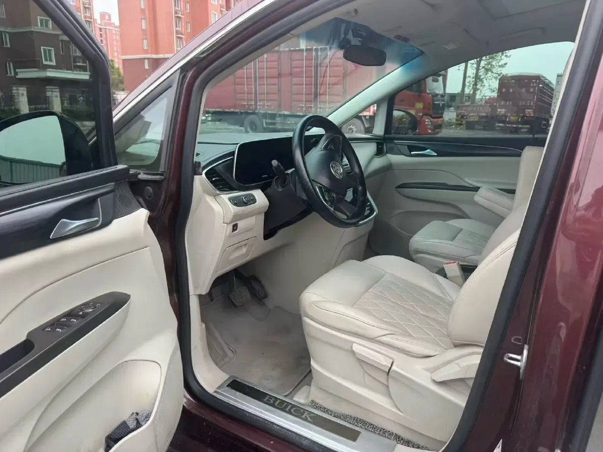 2022 Buick GL8 2.0T 237HP L4 9AT,autocango,china used car exporter,china ev exporter,chinese used car exporter,chinese used ev exporter