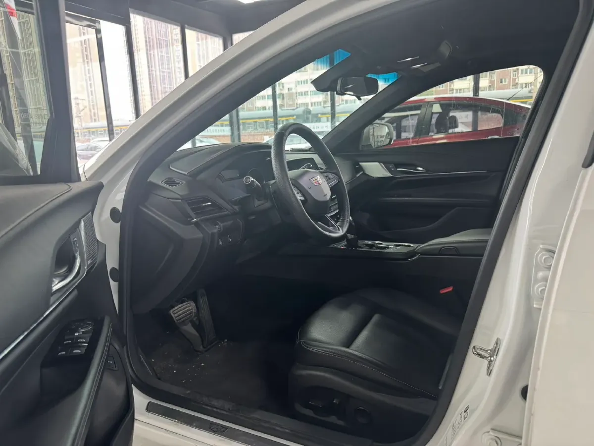 2022 Cadillac CT4 2.0T 237HP L4 8AT,autocango,china used car exporter,china ev exporter,chinese used car exporter,chinese used ev exporter