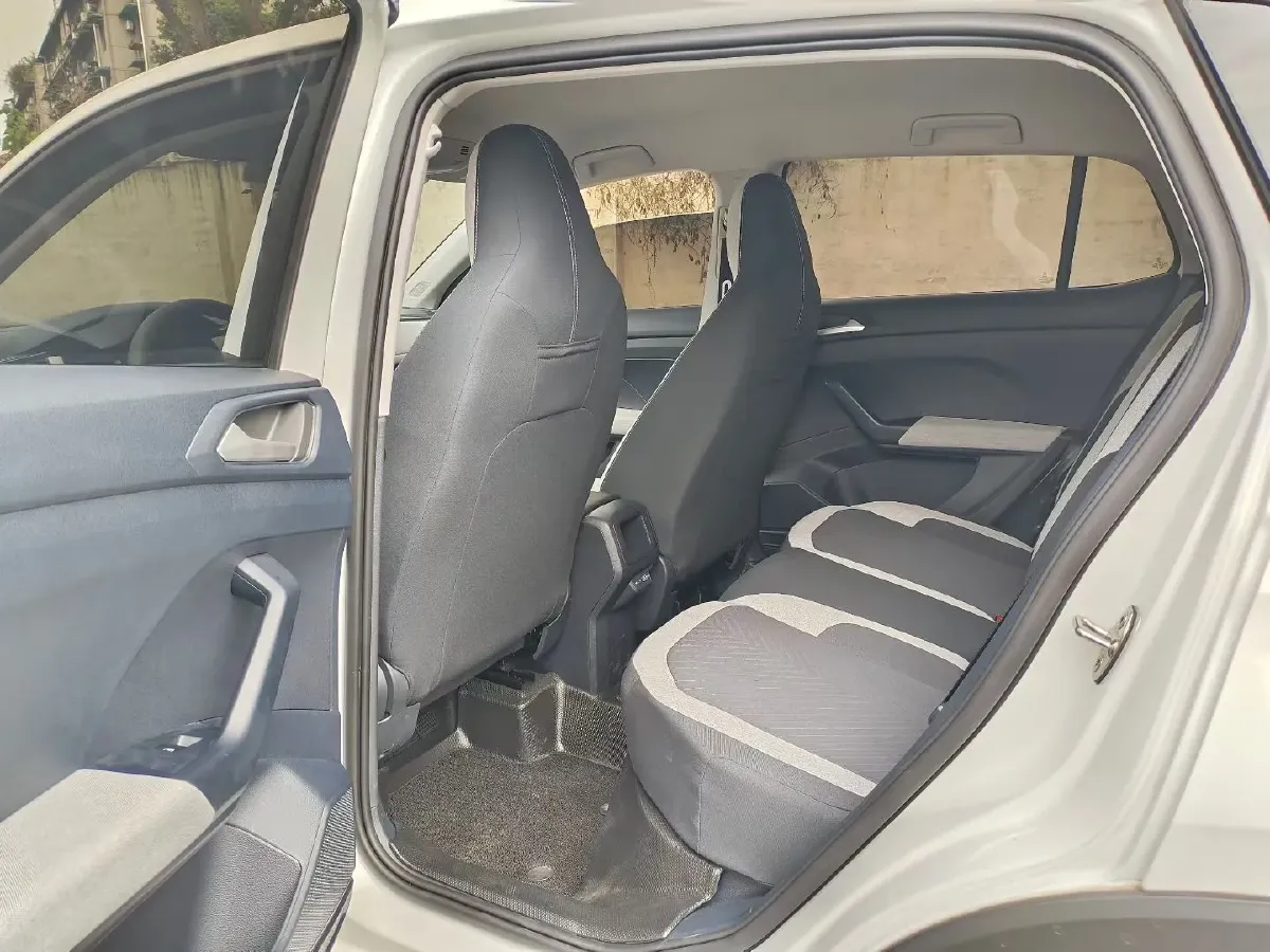 2025 Volkswagen Tharu 1.5L 110HP L4 6AT,autocango,china used car exporter,china ev exporter,chinese used car exporter,chinese used ev exporter