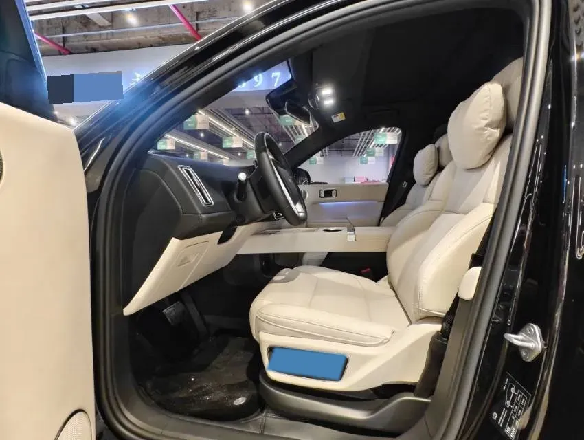 2024 Li L8 Range Extended 154HP REEV 52.3KWH,autocango,china used car exporter,china ev exporter,chinese used car exporter,chinese used ev exporter