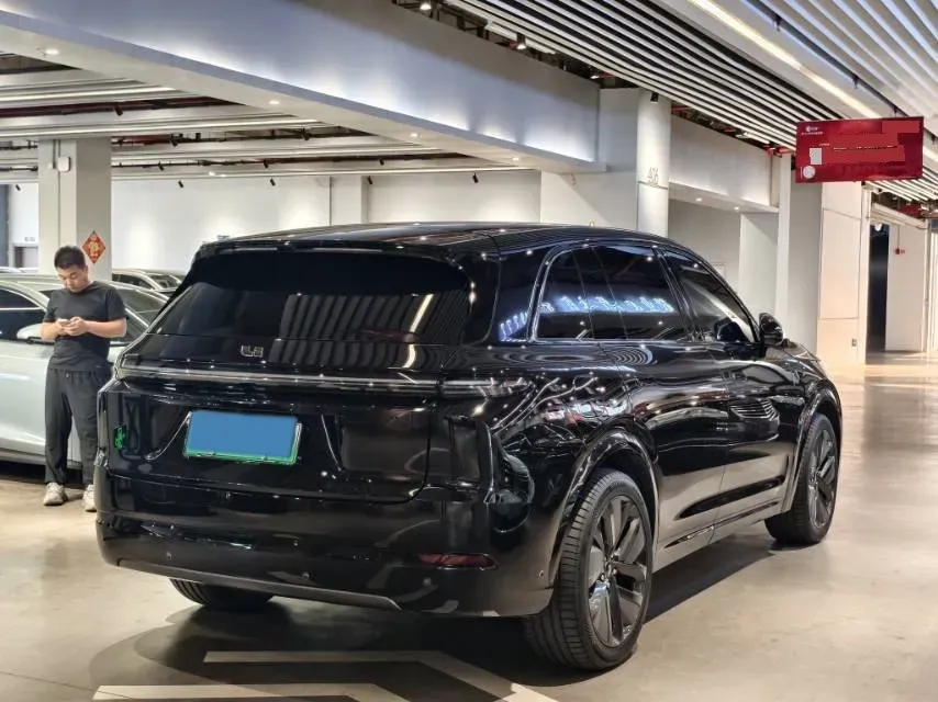 2024 Li L8 Range Extended 154HP REEV 52.3KWH,autocango,china used car exporter,china ev exporter,chinese used car exporter,chinese used ev exporter
