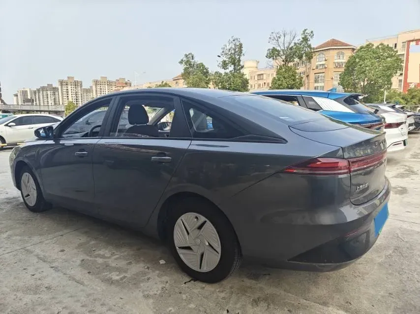 2025 Roewe D6 BEV,autocango,china used car exporter,china ev exporter,chinese used car exporter,chinese used ev exporter