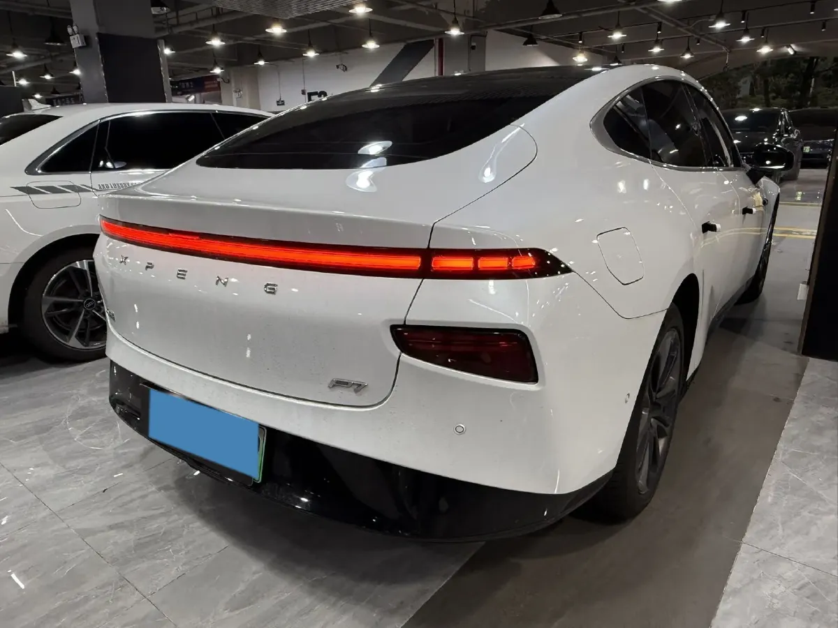 2022 DongFeng Forthing M7 2.0T 224HP L4 8AT,autocango,china used car exporter,china ev exporter,chinese used car exporter,chinese used ev exporter