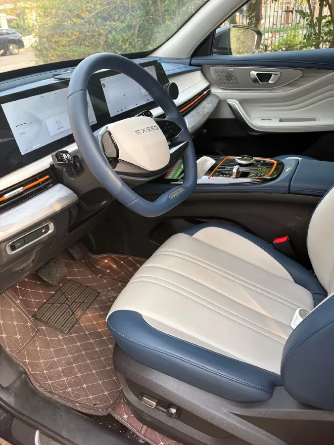 2024 Exceed LXC-DM 1.5T 156HP L4 3DHT PHEV 19.27KWH,autocango,china used car exporter,china ev exporter,chinese used car exporter,chinese used ev exporter