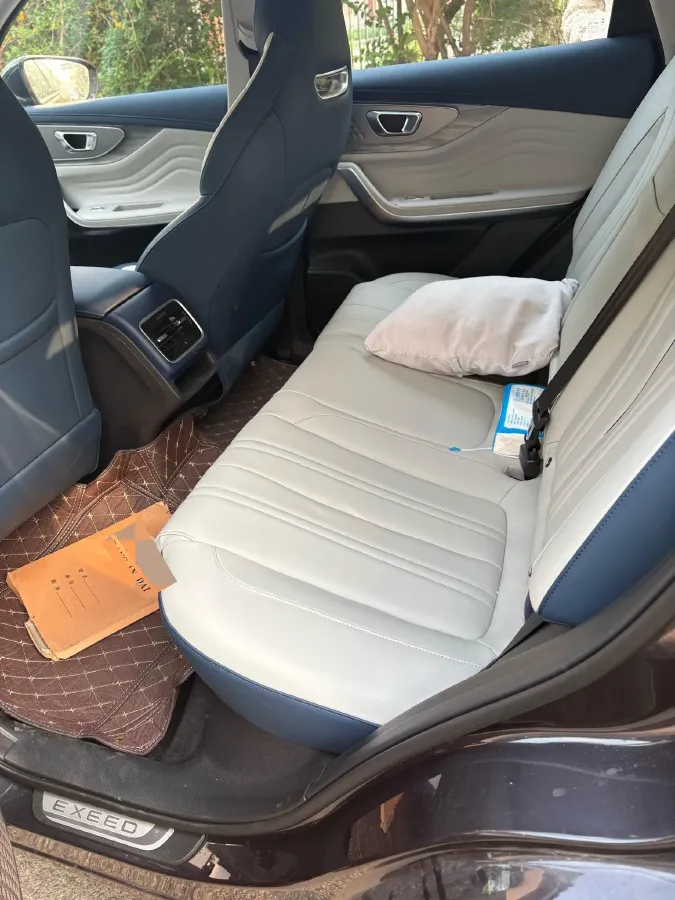 2024 Exceed LXC-DM 1.5T 156HP L4 3DHT PHEV 19.27KWH,autocango,china used car exporter,china ev exporter,chinese used car exporter,chinese used ev exporter