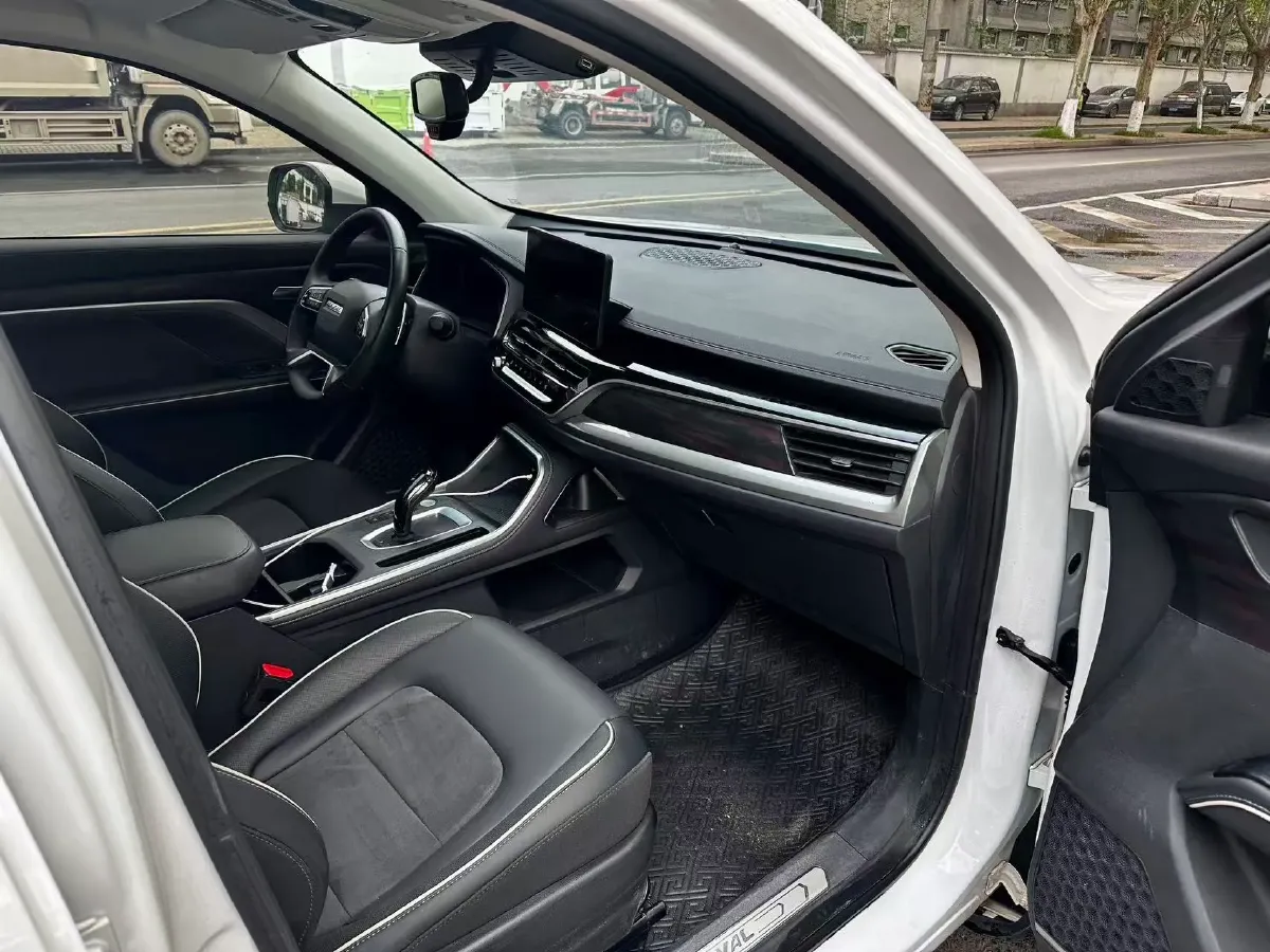 2021 Haval H6 1.5T 169HP L4 7DCT,autocango,china used car exporter,china ev exporter,chinese used car exporter,chinese used ev exporter