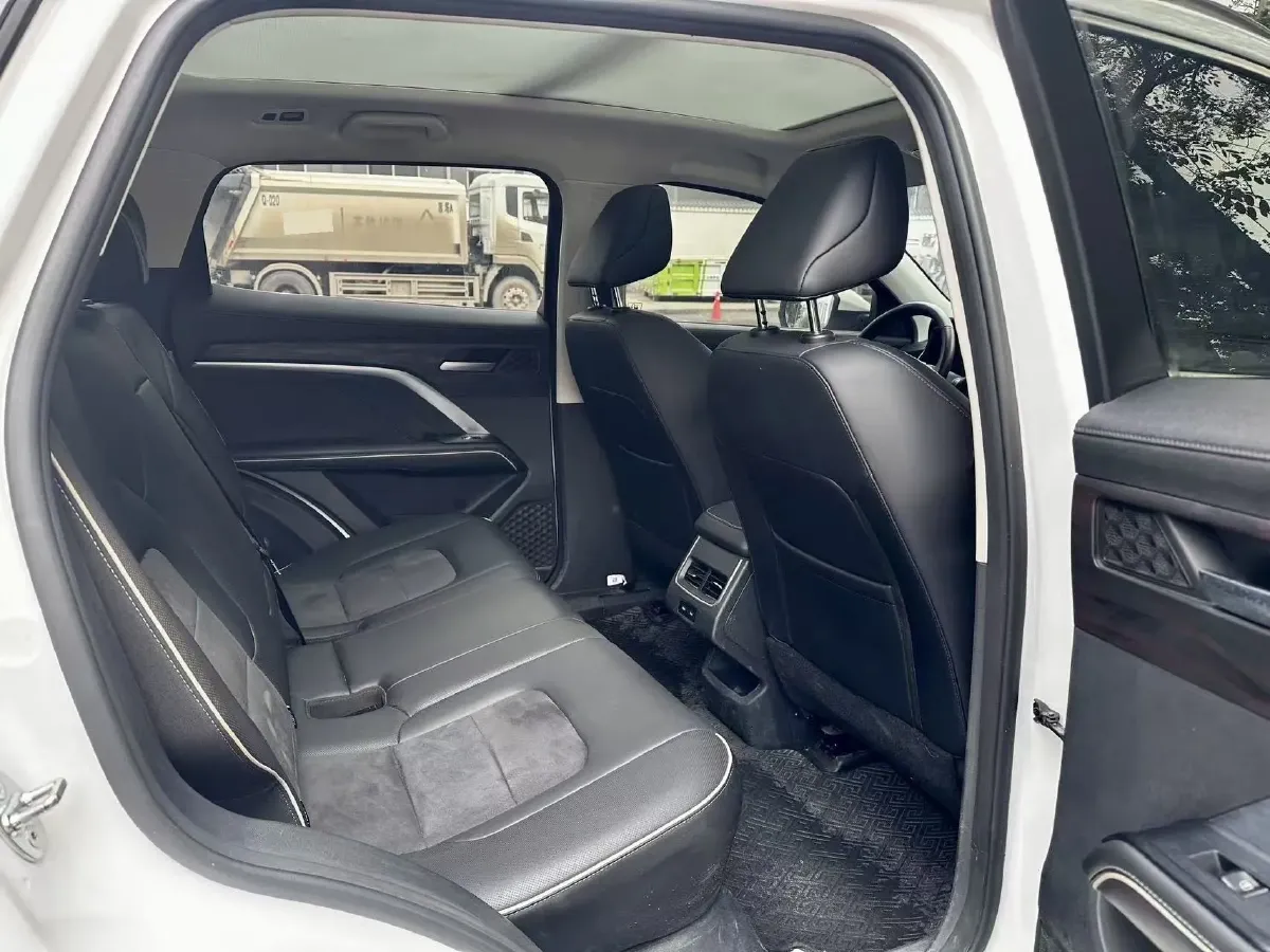 2021 Haval H6 1.5T 169HP L4 7DCT,autocango,china used car exporter,china ev exporter,chinese used car exporter,chinese used ev exporter