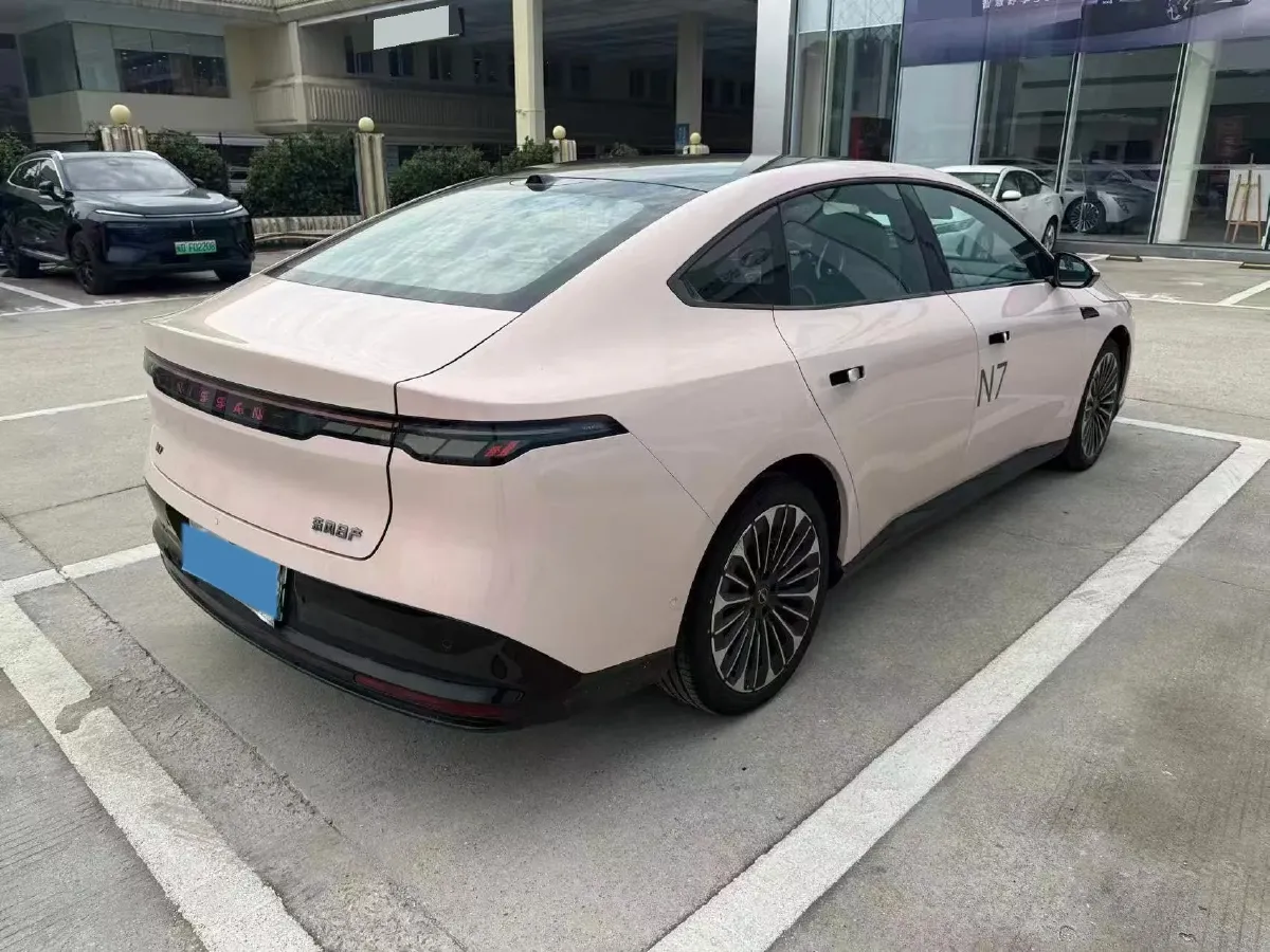2025 Nissan N7 BEV 58KWH,autocango,china used car exporter,china ev exporter,chinese used car exporter,chinese used ev exporter