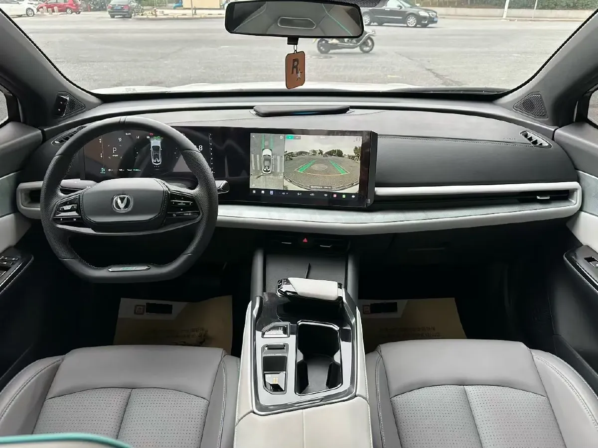 2023 ChangAn UNI-T 1.5T 188HP L4 7DCT,autocango,china used car exporter,china ev exporter,chinese used car exporter,chinese used ev exporter