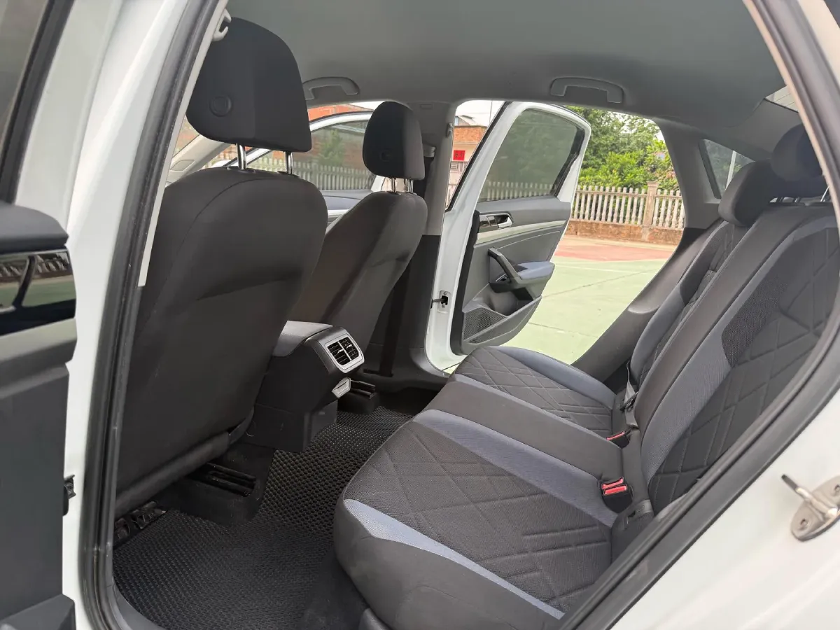 2023 Volkswagen Lavida 1.5L 113HP L4 6AT,autocango,china used car exporter,china ev exporter,chinese used car exporter,chinese used ev exporter