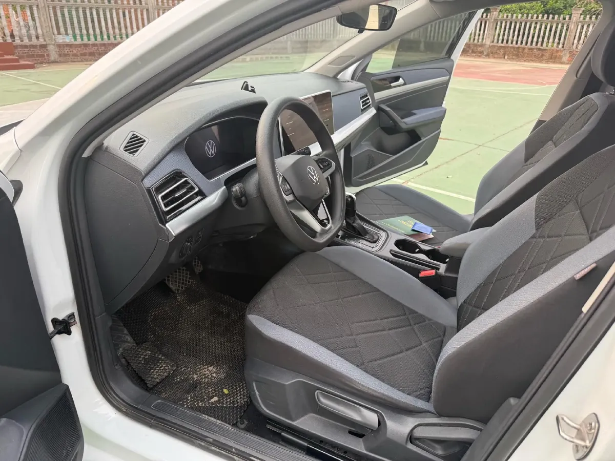 2023 Volkswagen Lavida 1.5L 113HP L4 6AT,autocango,china used car exporter,china ev exporter,chinese used car exporter,chinese used ev exporter