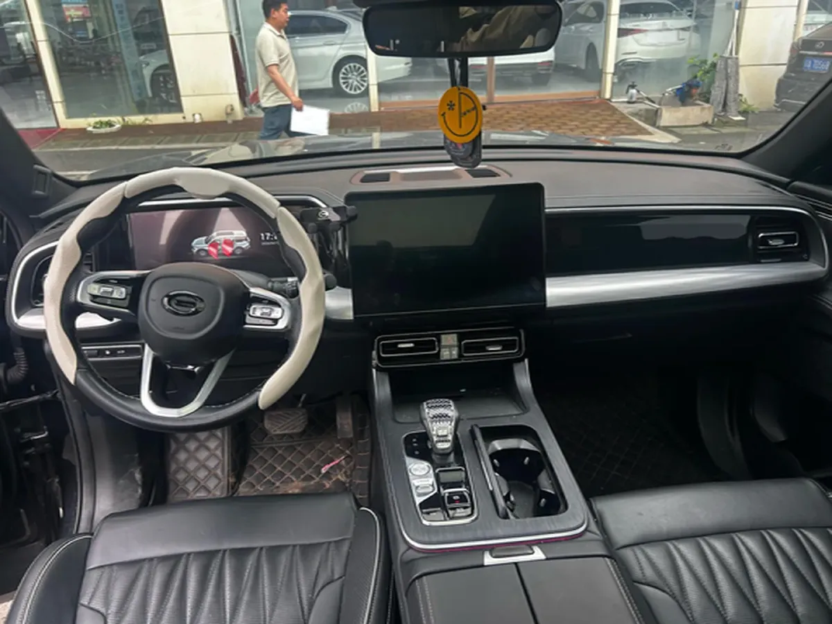 2022 GAC Trumpchi GS8 2.0T 252HP L4 8AT,autocango,china used car exporter,china ev exporter,chinese used car exporter,chinese used ev exporter