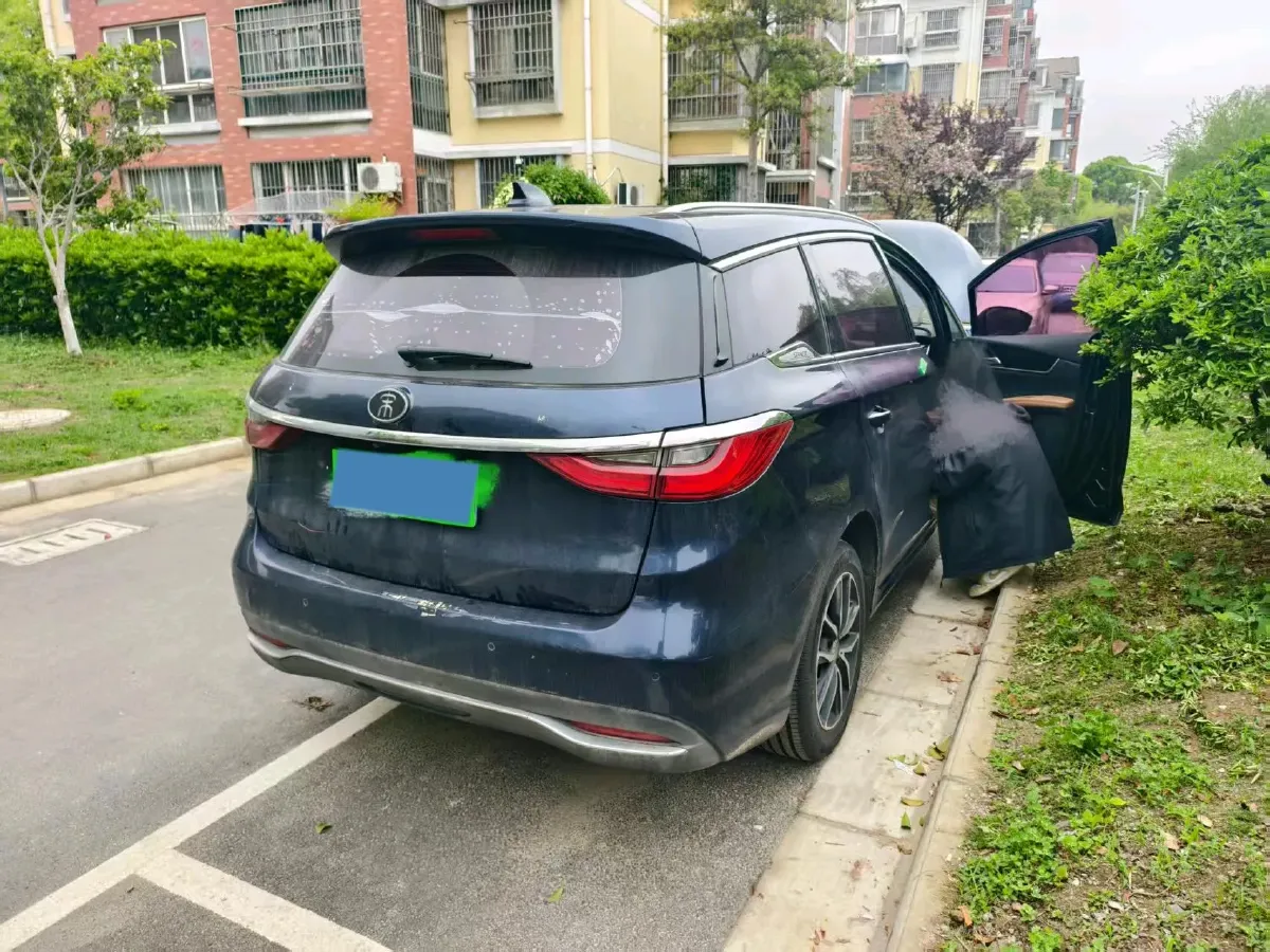 2018 BYD Song MAX 1.5T 154HP L4 6DCT,autocango,china used car exporter,china ev exporter,chinese used car exporter,chinese used ev exporter