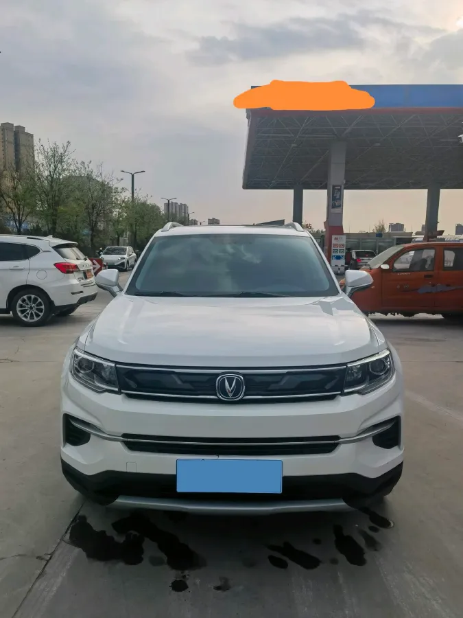 2019 ChangAn CS35 Plus 1.6L 128HP L4 5MT,autocango,china used car exporter,china ev exporter,chinese used car exporter,chinese used ev exporter