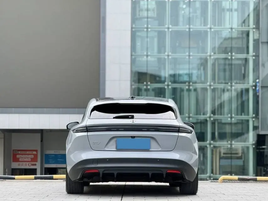 2024 NIO ET5T BEV 75KWH,autocango,china used car exporter,china ev exporter,chinese used car exporter,chinese used ev exporter