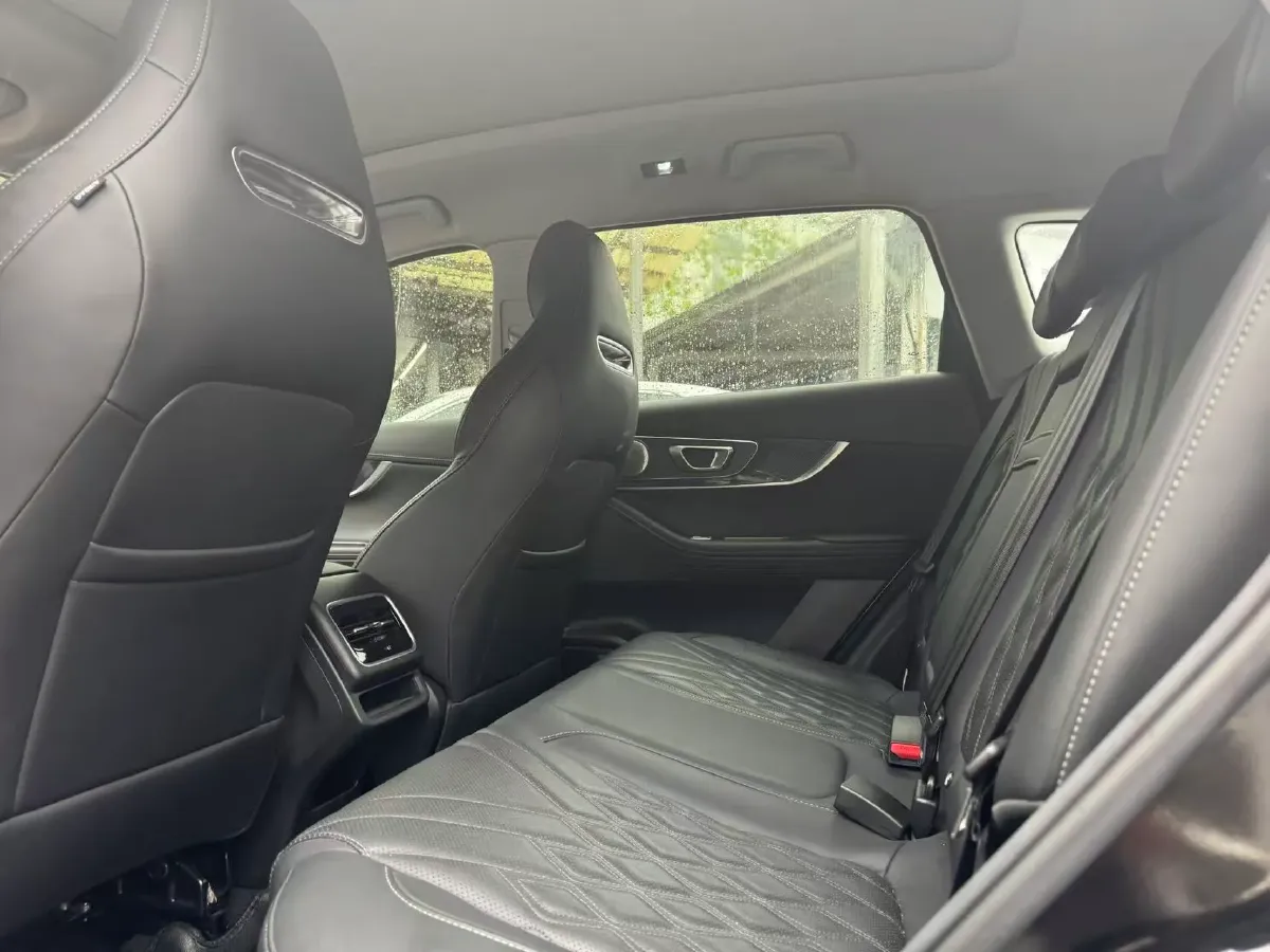 2023 Chery Tiggo 7 Plus 1.6T 197HP L4 7DCT,autocango,china used car exporter,china ev exporter,chinese used car exporter,chinese used ev exporter