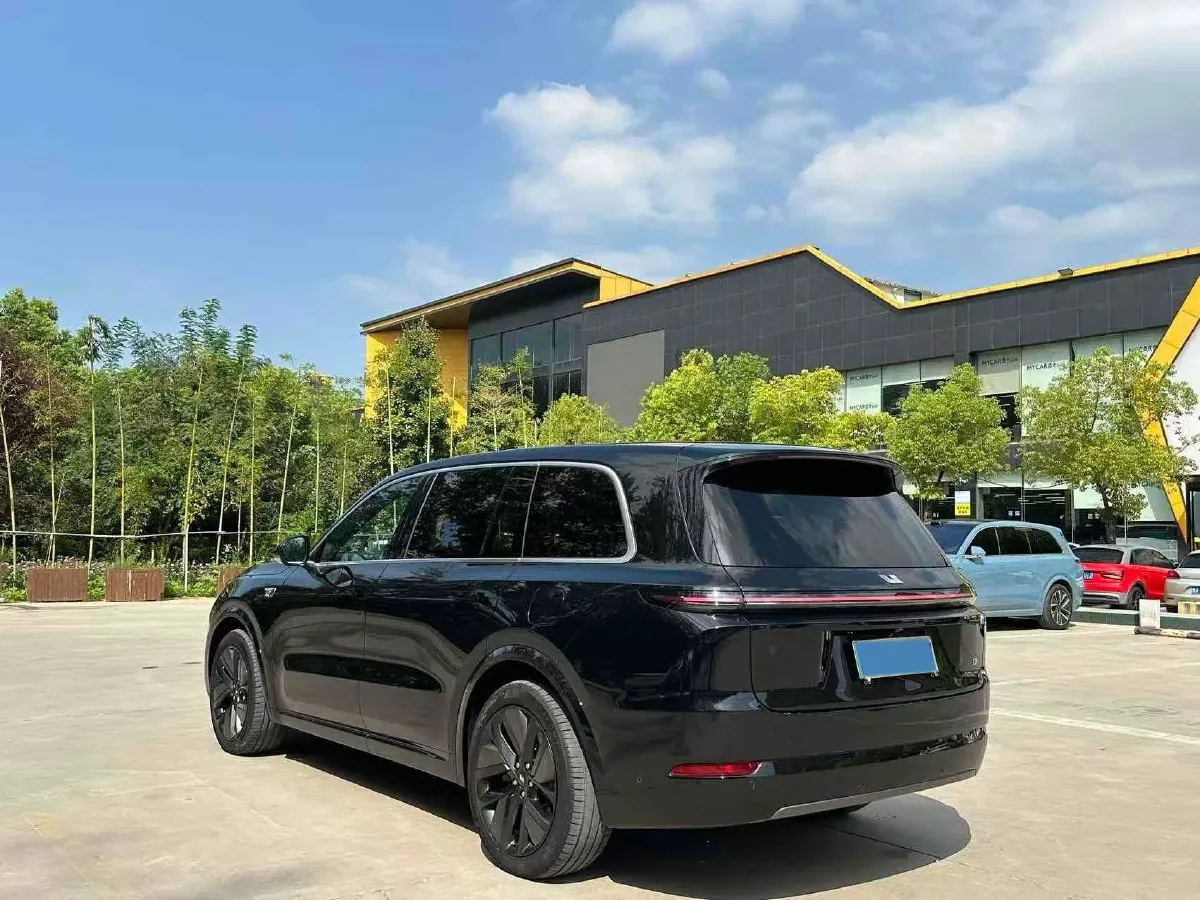 2022 Li L9 Range Extended 154HP REEV 42.6KWH,autocango,china used car exporter,china ev exporter,chinese used car exporter,chinese used ev exporter