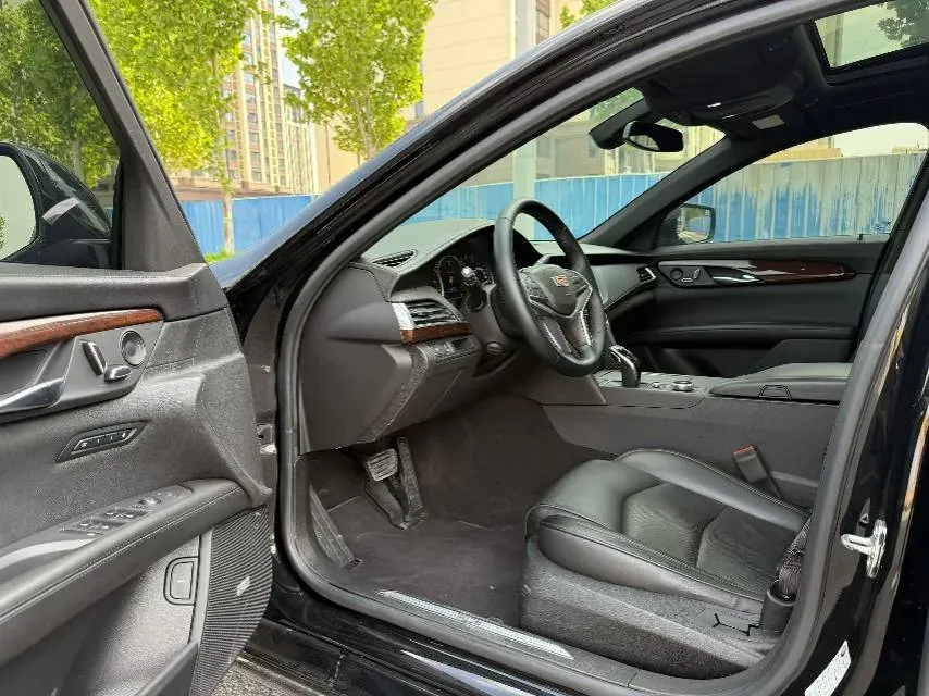 2020 Cadillac CT6 2.0T 241HP L4 10AT,autocango,china used car exporter,china ev exporter,chinese used car exporter,chinese used ev exporter