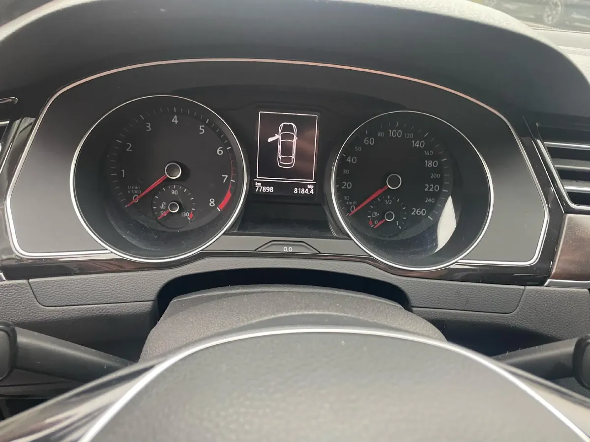 2018 Volkswagen Magotan 1.8T 180HP L4 7DCT,autocango,china used car exporter,china ev exporter,chinese used car exporter,chinese used ev exporter