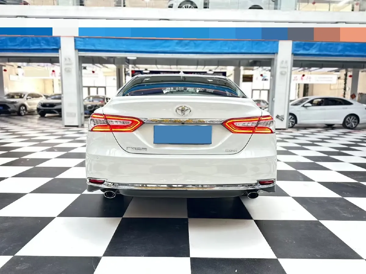2023 Toyota Camry 2.0L 177HP L4 CVT,autocango,china used car exporter,china ev exporter,chinese used car exporter,chinese used ev exporter