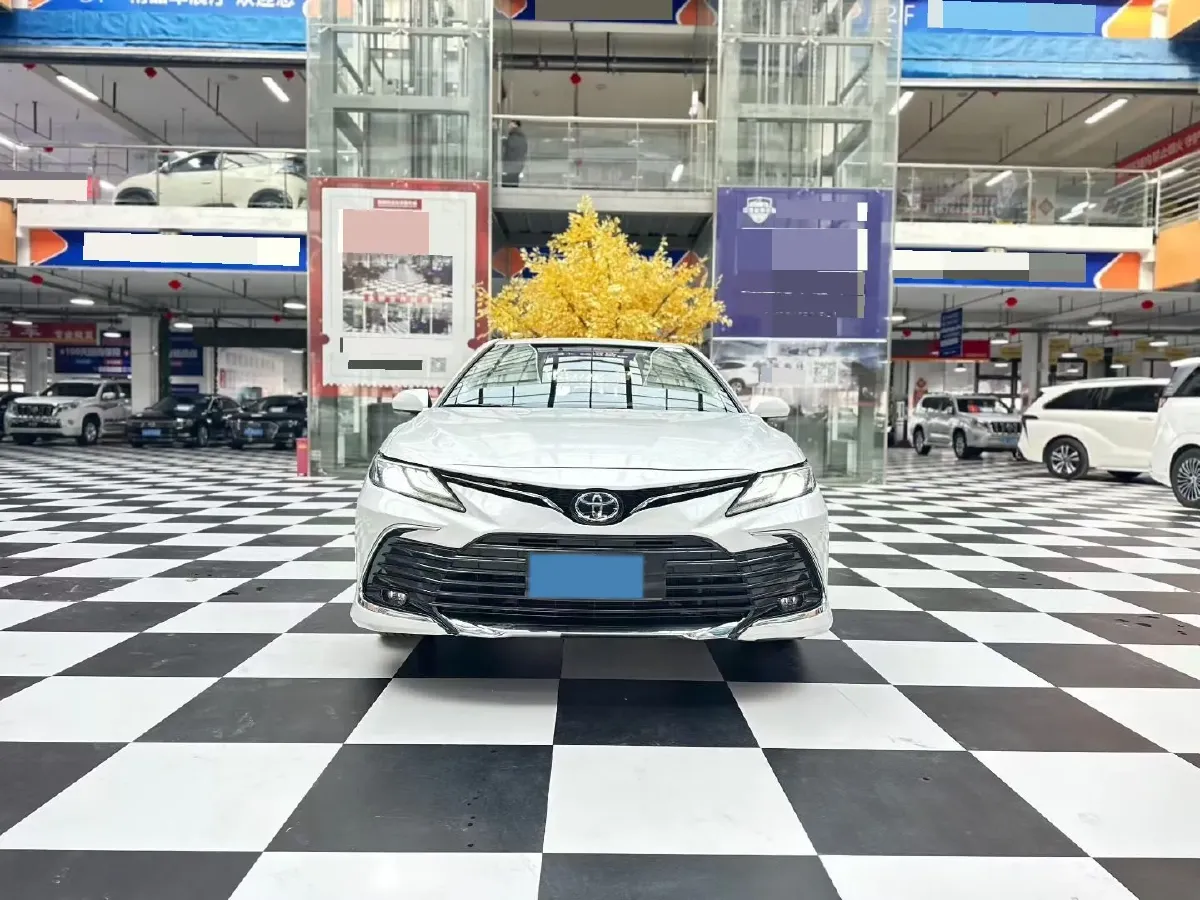 2023 Toyota Camry 2.0L 177HP L4 CVT,autocango,china used car exporter,china ev exporter,chinese used car exporter,chinese used ev exporter
