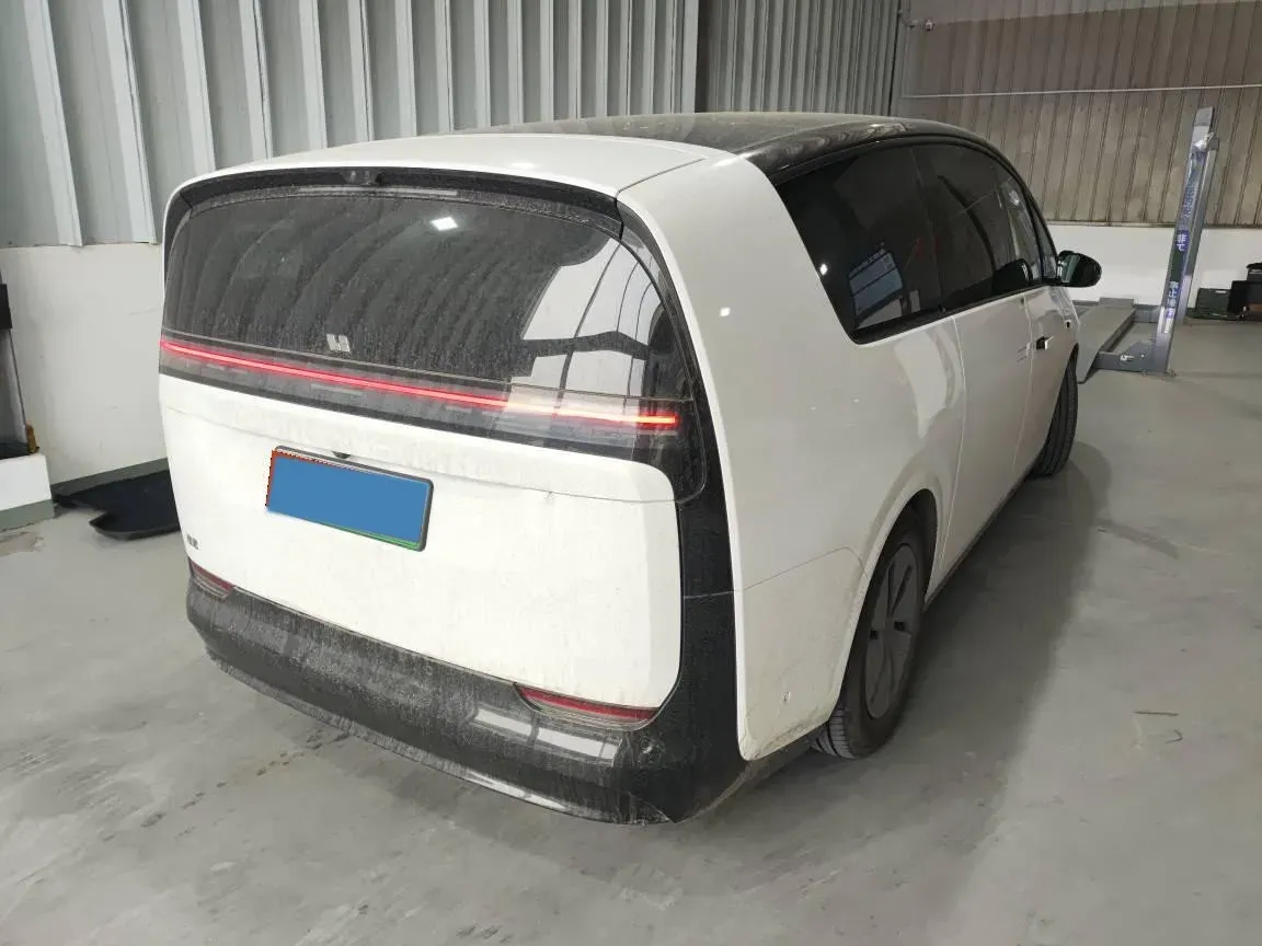 2025 Li MEGA BEV,autocango,china used car exporter,china ev exporter,chinese used car exporter,chinese used ev exporter