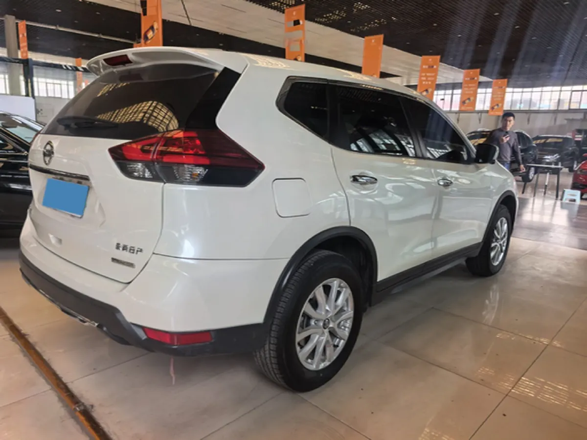 2020 Nissan X-Trail 2.0L 154HP L4 CVT,autocango,china used car exporter,china ev exporter,chinese used car exporter,chinese used ev exporter