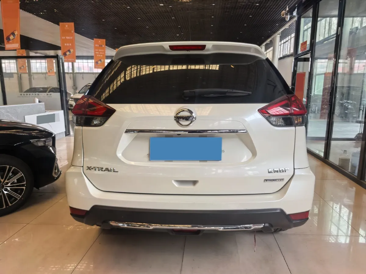 2020 Nissan X-Trail 2.0L 154HP L4 CVT,autocango,china used car exporter,china ev exporter,chinese used car exporter,chinese used ev exporter